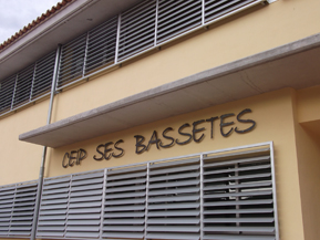 Bassetes